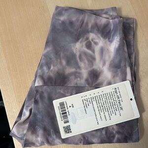 lululemon diamond dye aligns HR